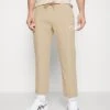 EA7 Emporio Armani Tennis Club Pants Light - Trainingsbroek - Oxford Tan -Fashion Verkoop 0f2c4e429f1a43dca5a79c673d94063a