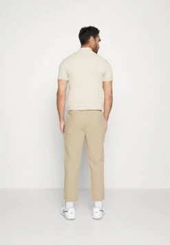 EA7 Emporio Armani Tennis Club Pants Light - Trainingsbroek - Oxford Tan -Fashion Verkoop 142eb31845044cc9a6d3a35300e9798c