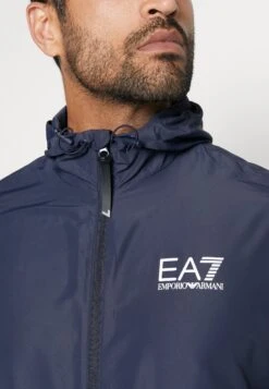 EA7 Emporio Armani Tennis Pro Suit Unlined - Trainingspak - Navy Blue -Fashion Verkoop 179d89c3d8dc476fa0199be8ee2ec6e8