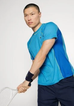 Lacoste Sport Tennis Tour - Sport T-Shirt - Bleu Jaune -Fashion Verkoop 1d2088a68b8446dc84b1cd9373f747d5