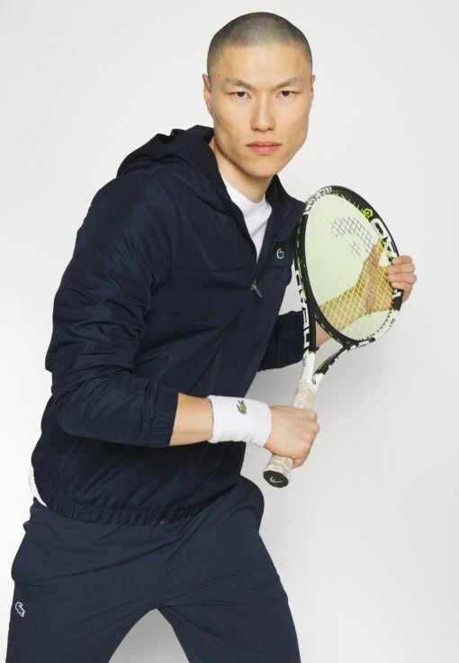 Lacoste Sport Tennis- Trainingsvest - Navy Blue -Fashion Verkoop 1ff2f691922d4bbda5325354170b36a4 scaled