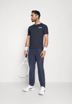 EA7 Emporio Armani Tennis Pro Tee - Sport T-Shirt - Navy Blue -Fashion Verkoop 38c595b6eaca46d1ba3ce1b06e1f2d9d