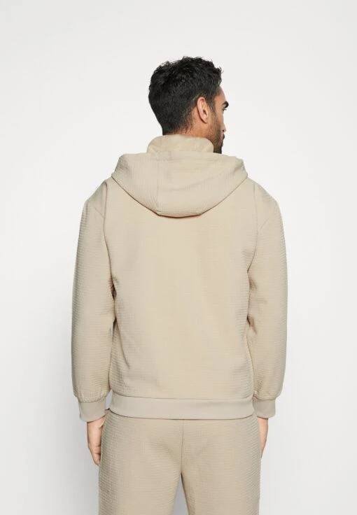 EA7 Emporio Armani Tennis Club Hoodie Light - Sweater Met Rits - Oxford Tan -Fashion Verkoop 43723fc555e549ddbed067164f6c70c8 scaled