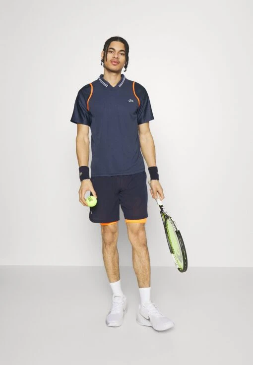 Lacoste Sport Tennis- Sport T-Shirt - Blue Night/White -Fashion Verkoop 5cde281b1ae44248a9ac421db306c1ca scaled