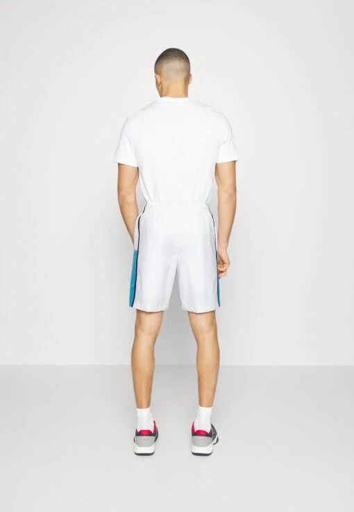 Lacoste Sport Tennis Short Block - Korte Broeken - Blanc/Bleu/Bleu Marine -Fashion Verkoop 6b4d483a75774073addacc06838835b1 scaled