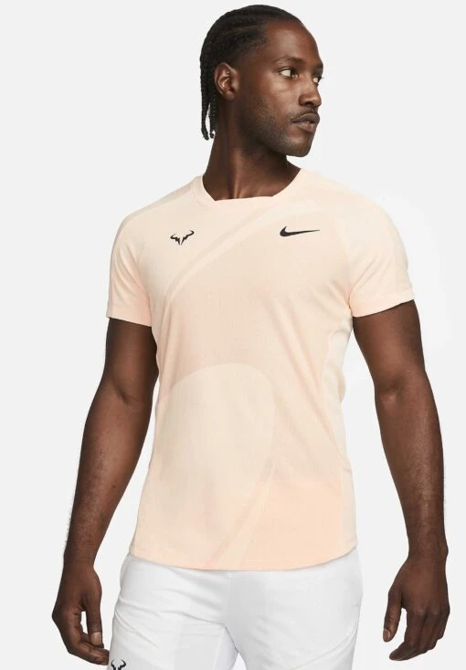 Nike Performance Dri-Fit Adv Short-Sleeve Tennis Rafa - Sport T-Shirt - Ice Peach Black -Fashion Verkoop 6bcae12d8b9f46f498f4e74b90d09f36 scaled