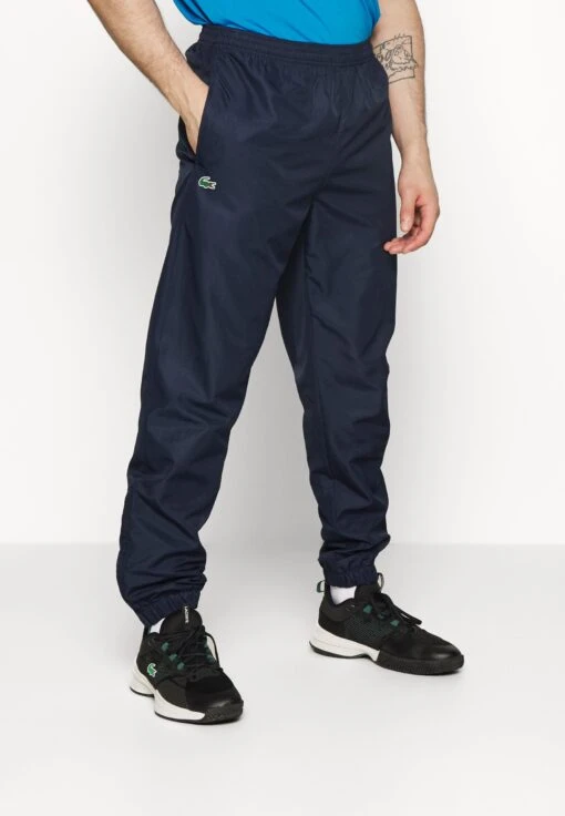 Lacoste Sport Tennis Pant Classic - Trainingsbroek - Navy Blue -Fashion Verkoop 73b659b9c63948f0ae93536ad27ed414 scaled