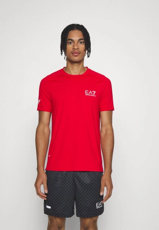 EA7 Emporio Armani Tennis Pro Tee - Sport T-Shirt - Racing Red -Fashion Verkoop 75bfaabb5e384d868feae94dfd65f90f scaled