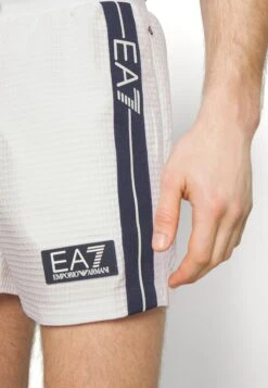 EA7 Emporio Armani Tennis Club Shorts- Korte Broeken - White -Fashion Verkoop b3311d965d834554ab5437592222fb19