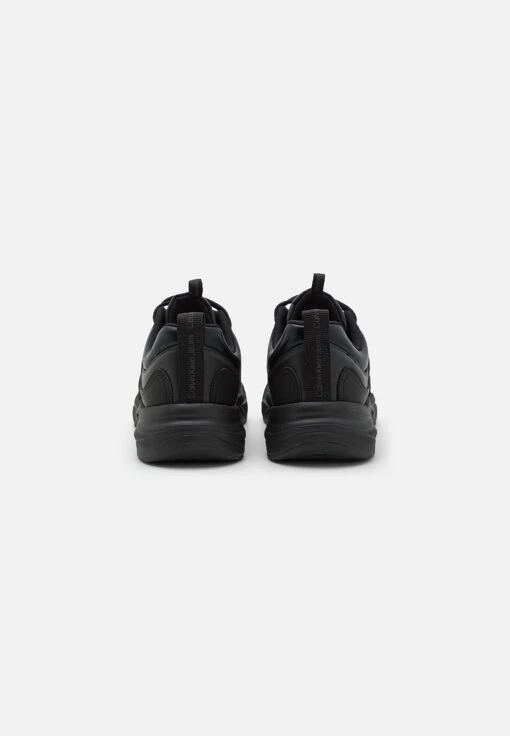 Calvin Klein Jeans Retro Tennis Laceup Mix - Sneakers Laag - Triple Black -Fashion Verkoop b362a49f78db44aeb8a7a4b9d63ddb54 scaled