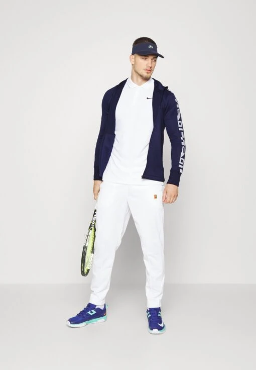 Lacoste Sport Tennis Jacket - Trainingsvest - Navy Blue -Fashion Verkoop b3973a3d657d4f68a5f8278b64613138 scaled