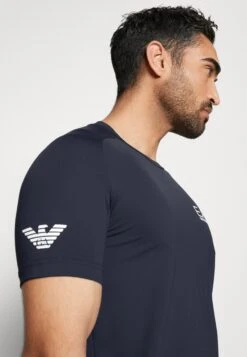 EA7 Emporio Armani Tennis Pro Tee - Sport T-Shirt - Navy Blue -Fashion Verkoop d6ba7d677cb249788127cf107b9b2a89