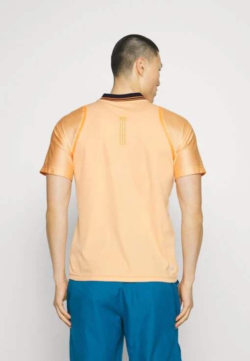 Lacoste Sport Tennis - Poloshirt - Flashy Orange/Navy Blue -Fashion Verkoop dffa22251bcd470e83a0551b6122a87c scaled