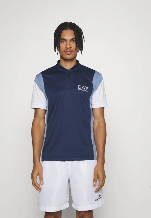 EA7 Emporio Armani Tennis Pro Colour Block - Poloshirt - Navy Blue -Fashion Verkoop e3a7f138a66247e3b2d5e2f32e500132 scaled