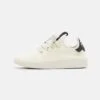 Adidas Originals Tennis Hu Unisex - Sneakers Laag - Offwhite/Chalk White/Core Black -Fashion Verkoop ec6bf6aeb5af46a2b1c42fe112524ed8