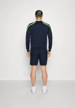 Lacoste Sport Tennis Short - Korte Broeken - Bleu Marine -Fashion Verkoop fb959cf6b17b4a7da78cd5bf07f570be